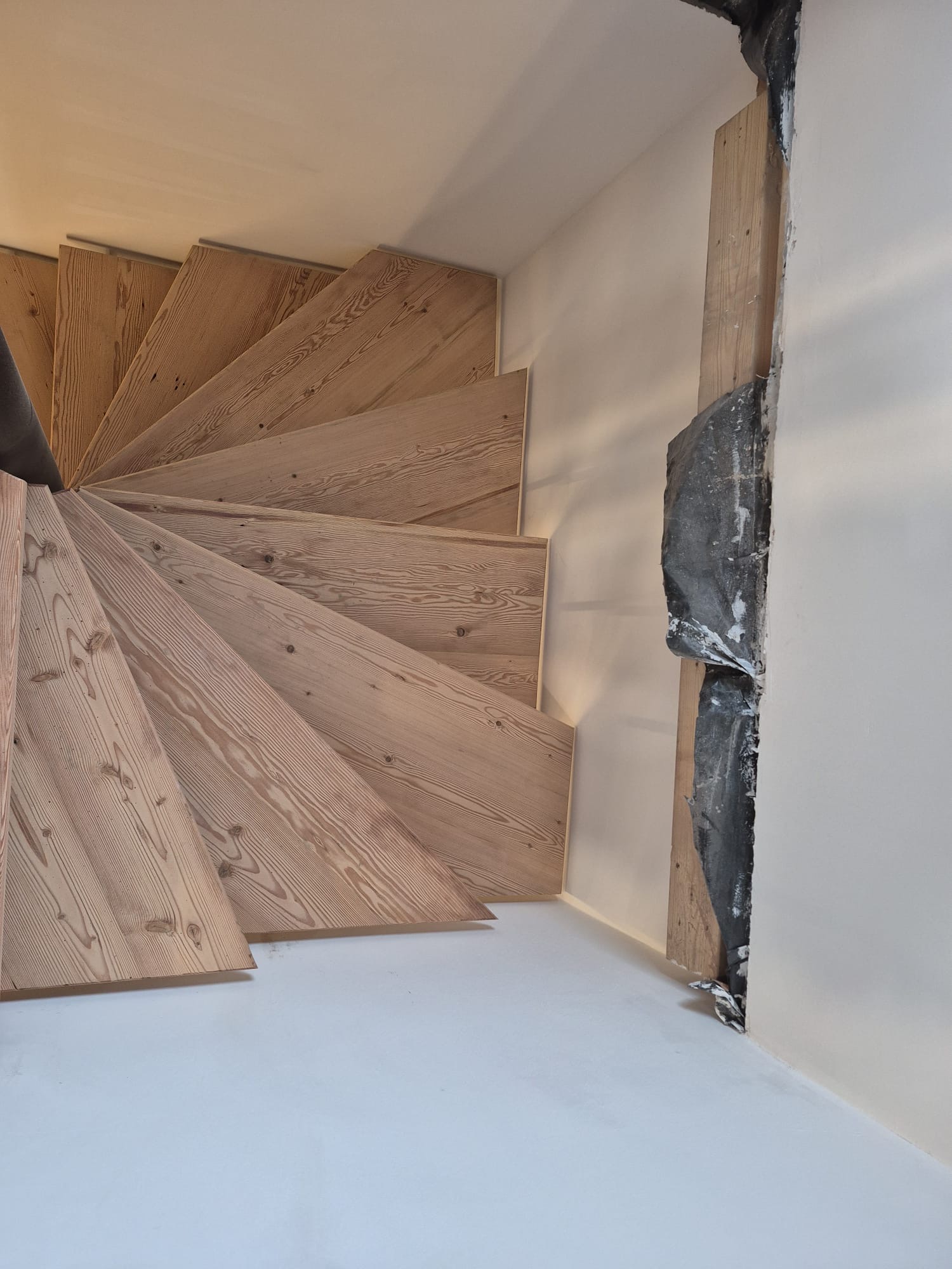 Bespoke Pine Winder Staircase